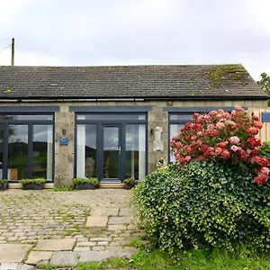  Holiday home Farways Den United Kingdom