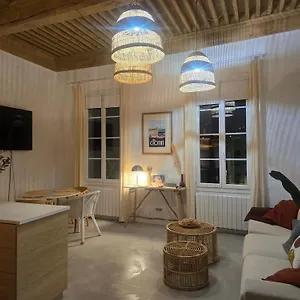 Avec Parking, 150m Du Vieux Port, 50 M2 Appartement La Ciotat