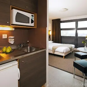 Hotel apartamentowy Sejours & Affaires Europe, Lille